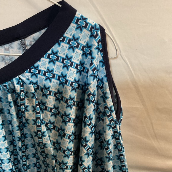 Eci New York Blue Cold Shoulder Top - Picture 3 of 4